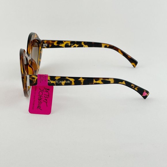 Betsey Johnson Tortoise Sunglasses - Picture 3 of 5
